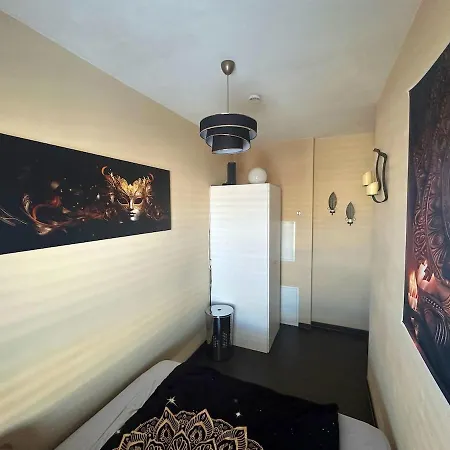 Stylish Penthouse With Large Balcony Apartamento Frankfurt am Main