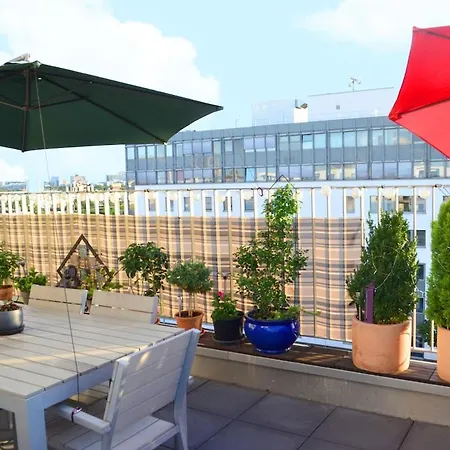 דירה Stylish Penthouse With Large Balcony *